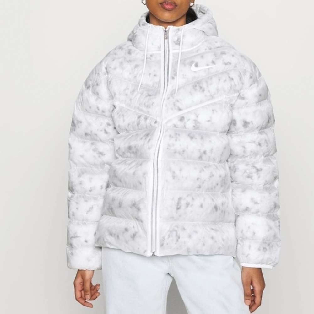 Nike Women’s Sportswear Synthetic Fill Ecodown Jacket size XS